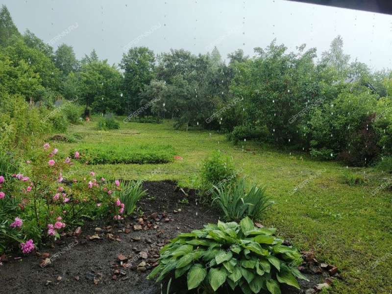 дом на Колхозной улице село Крутой Майдан