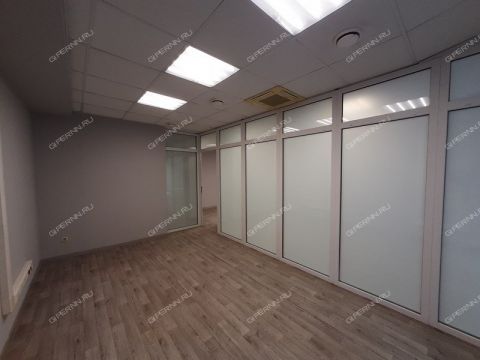 ul-maksima-gorkogo-d-121 фото