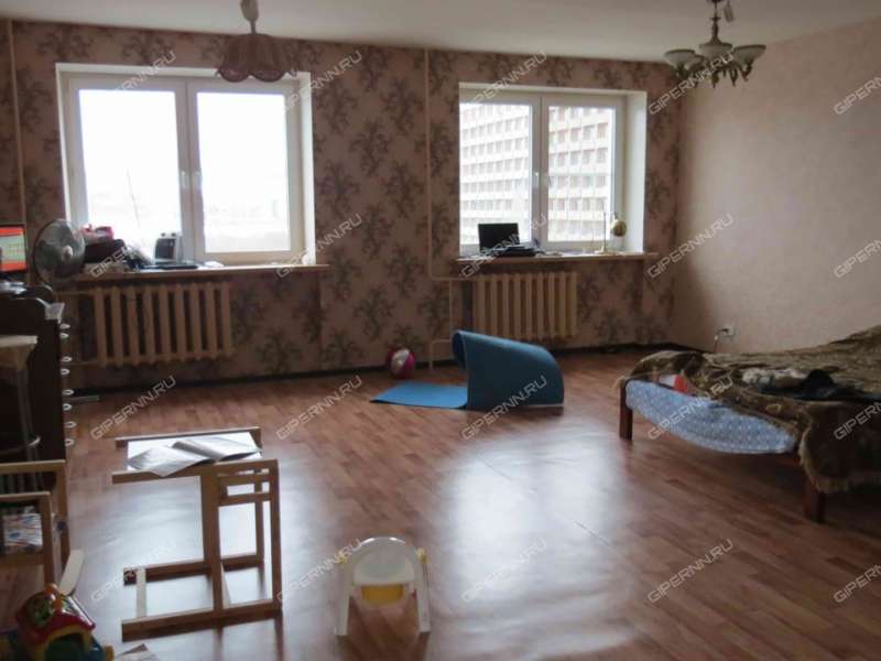 трёхкомнатная квартира на Совнаркомовской улице дом 34