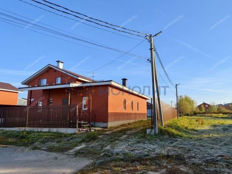 дом на улице Садовая деревня Малая Ельня