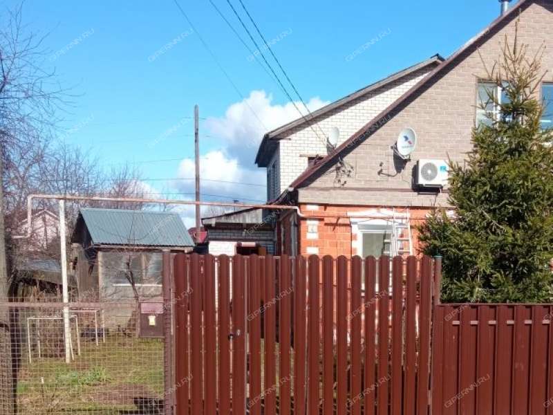 1/2 дома на улице Чванова