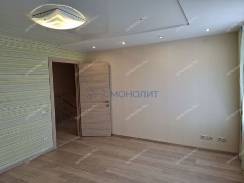 4-komnatnaya-ul-rodionova-d-197-k1 фото