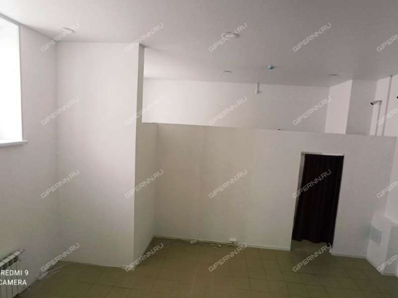 помещение под помещение свободного назначения, торговую площадь на 2-й Дорожной улице