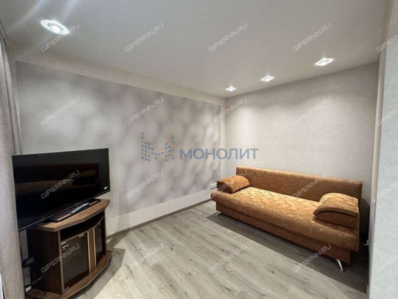 трёхкомнатная квартира на улице Переходникова дом 31