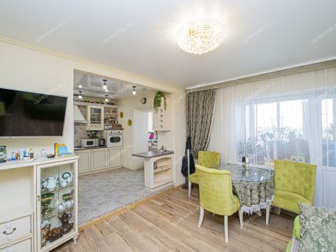 4-komnatnaya-ul-osharskaya-d-88-k1 фото