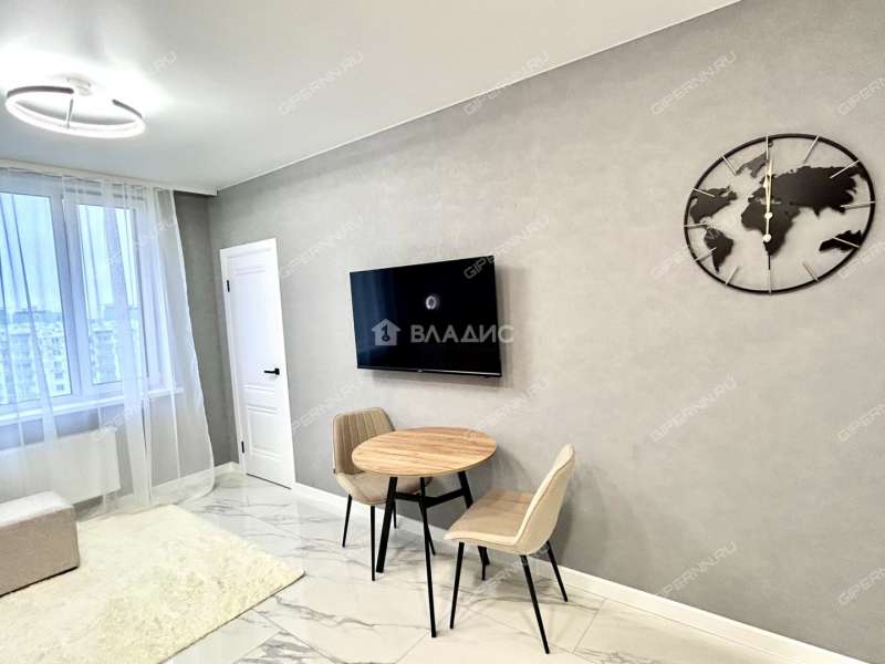 двухкомнатная квартира на улице Родионова дом 202