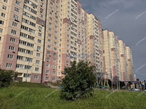 3-komnatnaya-ul-rodionova-d-27 фото