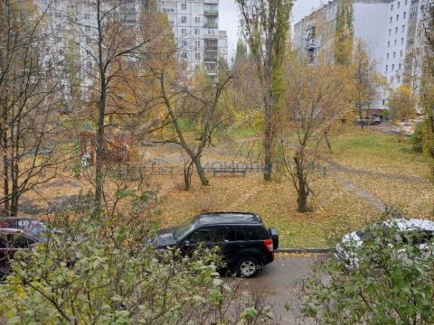 2-komnatnaya-ul-sergeya-esenina-d-24 фото