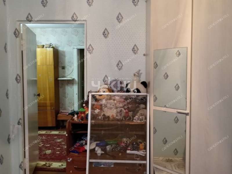 четырёхкомнатная квартира на  дом 6 село Воронино