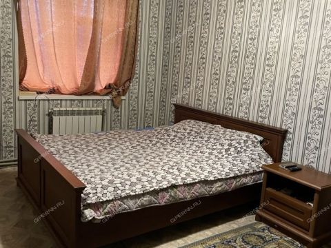 taunhaus-shkolnaya фото