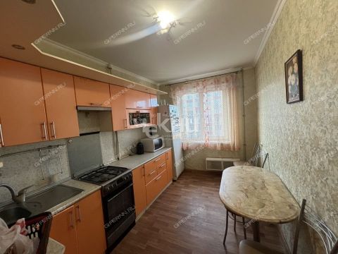 3-komnatnaya-ul-verhnepecherskaya-d-7-k2 фото