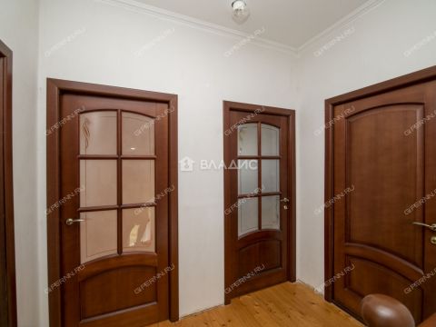 dom-derevnya-kusakovka-ul-vasilkovaya-d-63 фото