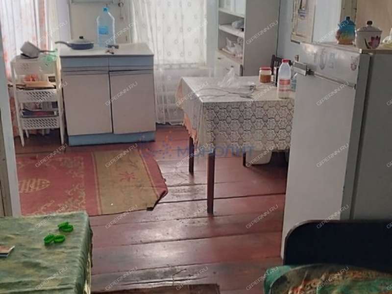 дом на Учительской улице село Шарапово