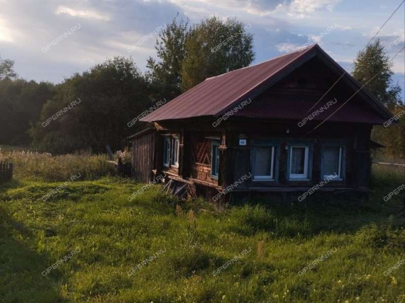 дом на Колхозной улице деревня Ларионово