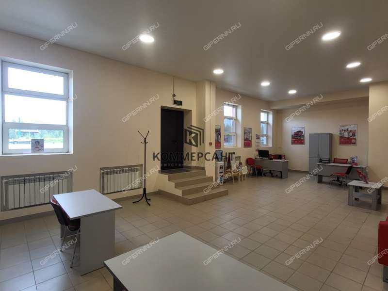 здание под офис, торговую площадь на улице Академика Сахарова