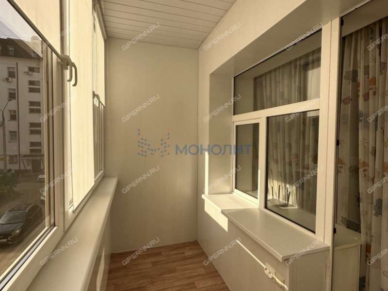 трёхкомнатная квартира на улице Коминтерна дом 127