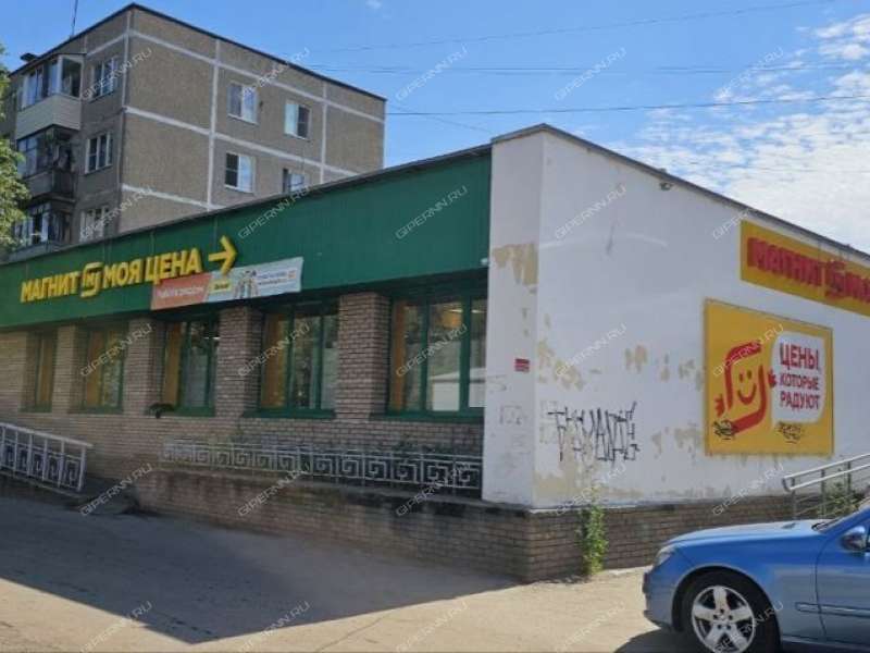 помещение под торговую площадь в 6-м микрорайоне