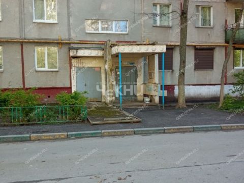 2-komnatnaya-ul-germana-lopatina-d-2 фото