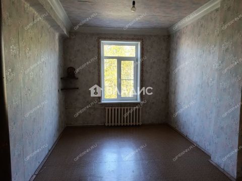 3-komnatnaya-ul-gvardeycev-d-8 фото