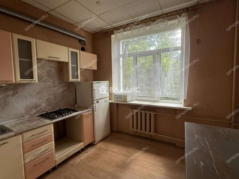 двухкомнатная квартира на улице Космонавта Комарова дом 13А