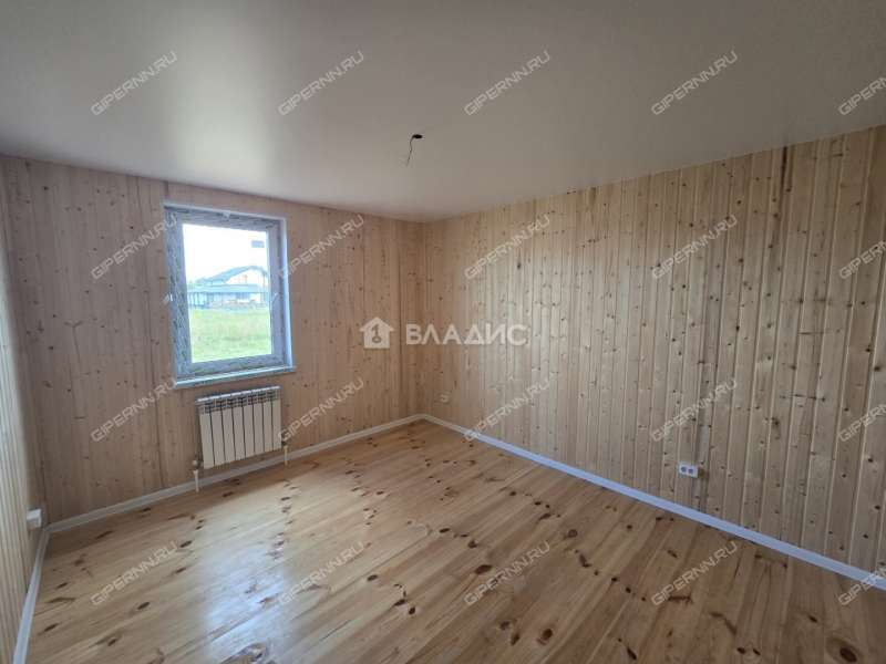 дом на улице Еловая город Богородск