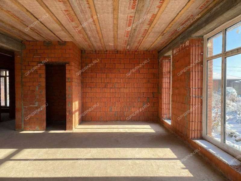 коттедж на улице Счастливая село Елховка