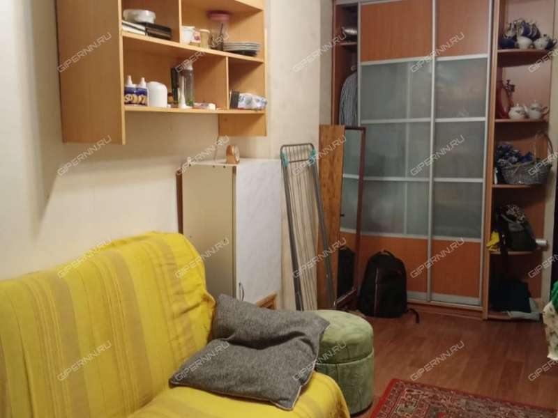 комната в доме 52 на Витебской улице