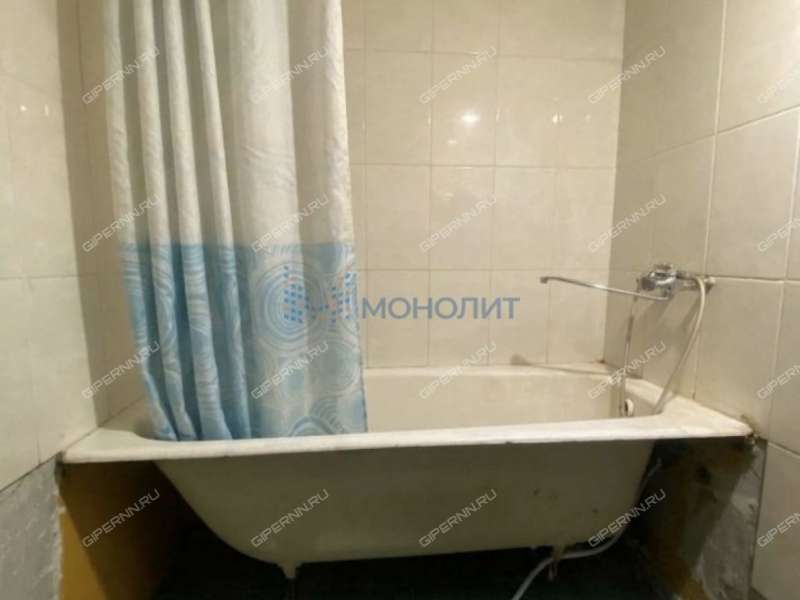 трёхкомнатная квартира на улице Строкина дом 14