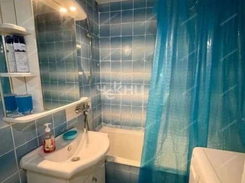 трёхкомнатная квартира на улице Верхнепечёрская дом 8 к2