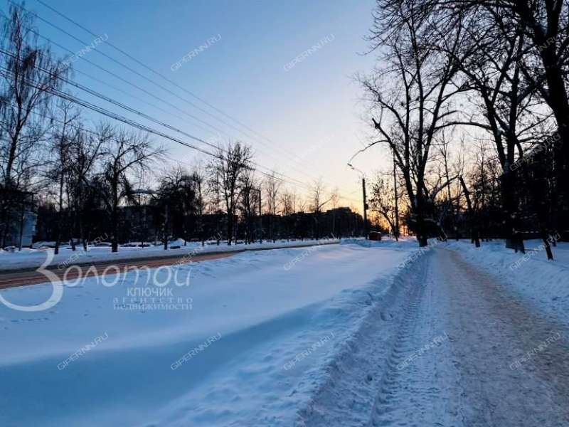 трёхкомнатная квартира на Южном шоссе дом 15