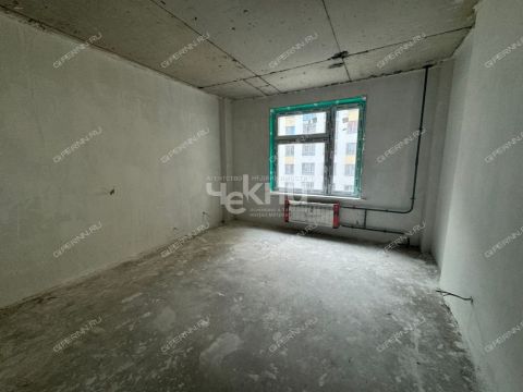 3-komnatnaya-ul-poltavskaya-d-15 фото