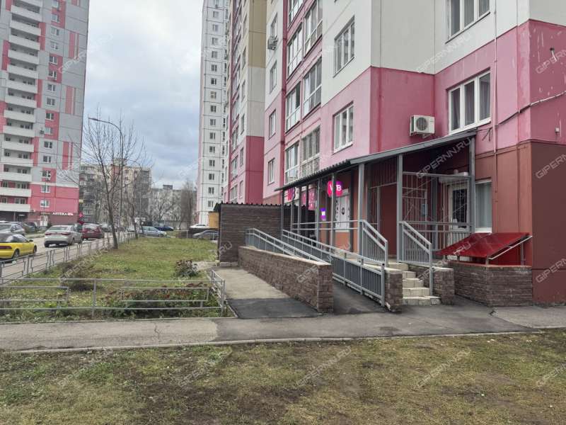 помещение под офис на бульваре 60-летия Октября