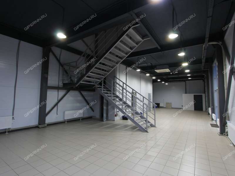 здание под торговую площадь, недвижимость под автобизнес на улице Федосеенко