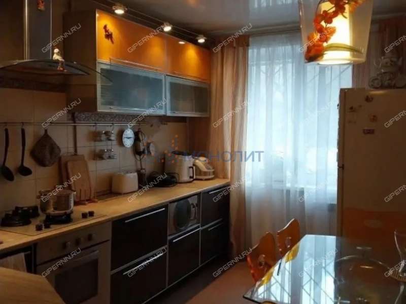 трёхкомнатная квартира на улице Героя Советского Союза Усилова дом 1 к2