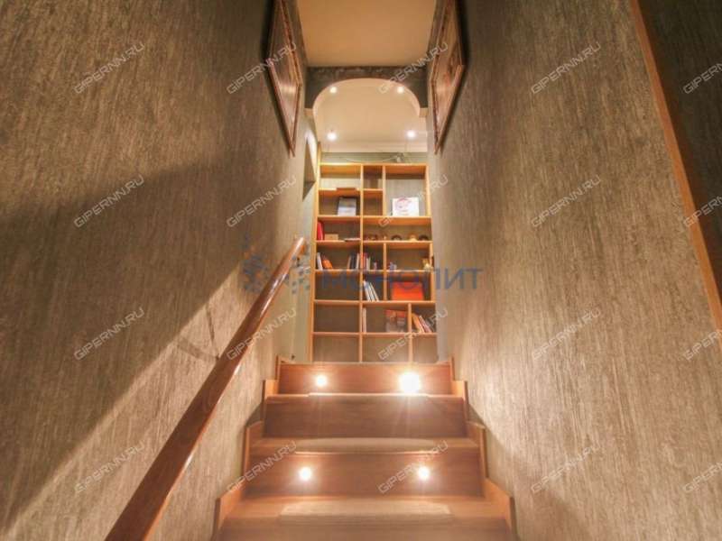 трёхкомнатная квартира в Обозном переулке дом 2