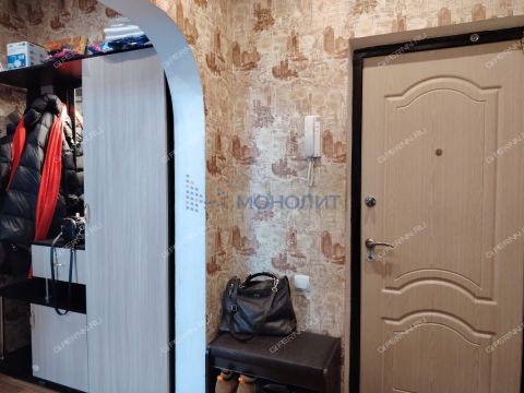 1-komnatnaya-b-r-60-letiya-oktyabrya-d-23-k1 фото