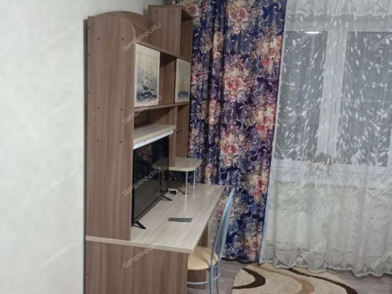 двухкомнатная квартира в Центральном микрорайоне дом 6А город Выкса