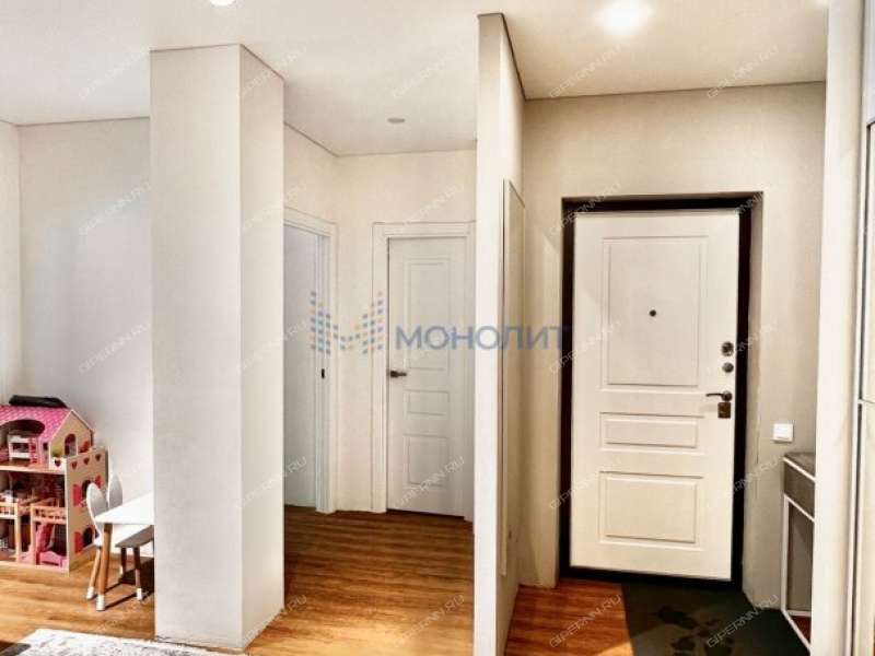 трёхкомнатная квартира на улице Мельникова дом 25