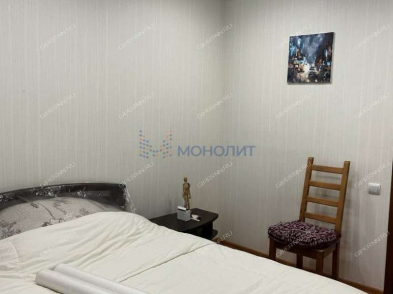 трёхкомнатная квартира на Днепропетровской улице дом 16