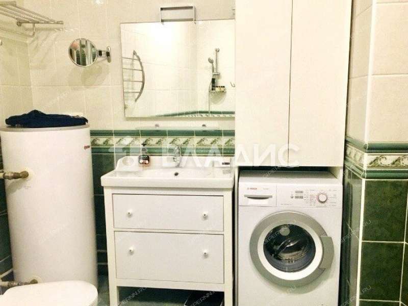 трёхкомнатная квартира на улице Маслякова дом 12А