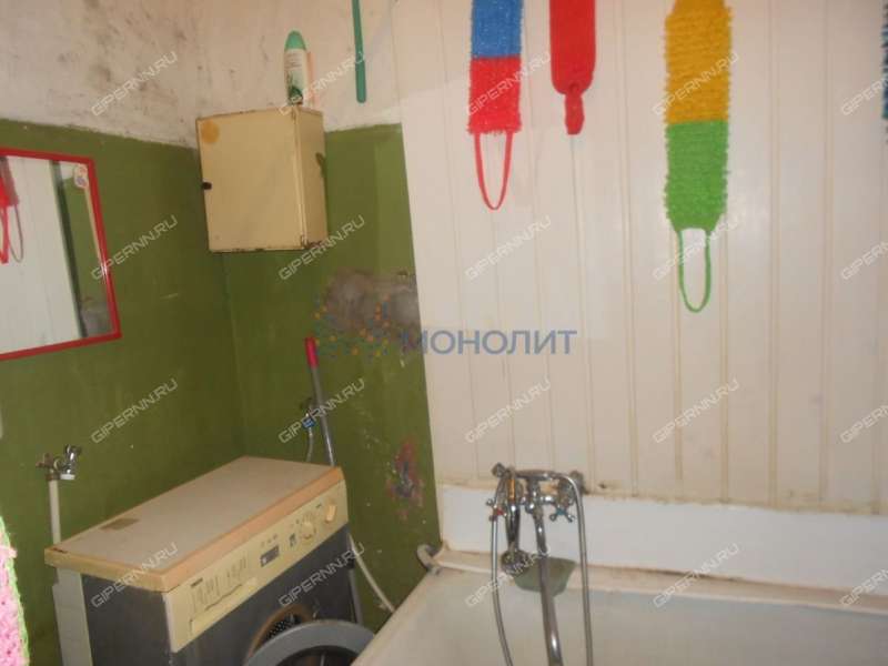 комната в доме 7/5 на улице Страж Революции