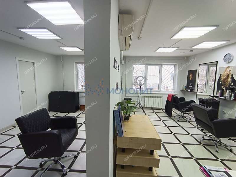 помещение под помещение свободного назначения на улице Сергея Есенина