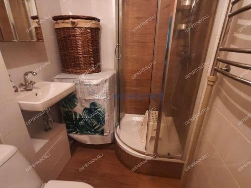 трёхкомнатная квартира на улице Адмирала Васюнина дом 6