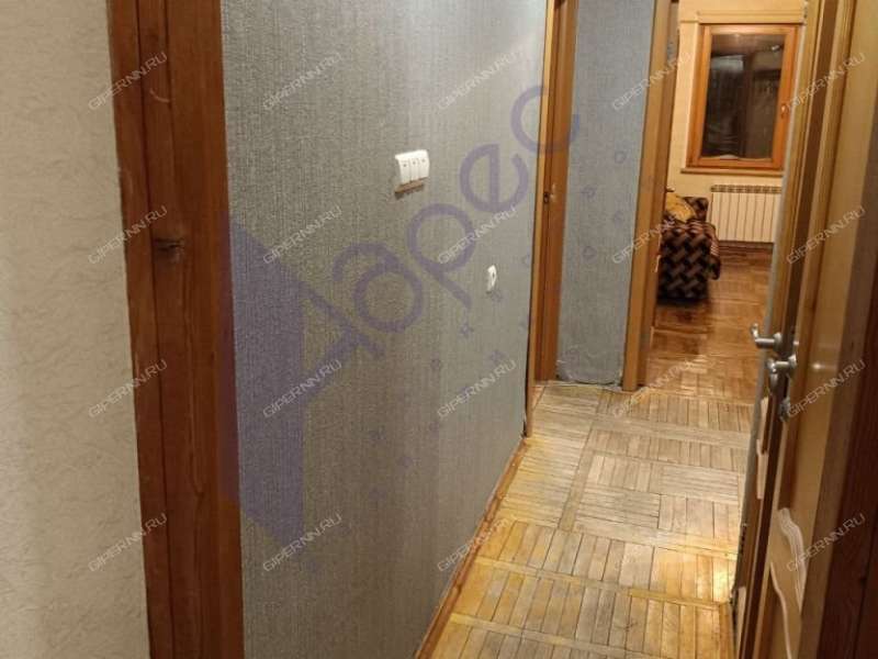 двухкомнатная квартира на бульваре 60-летия Октября дом 13