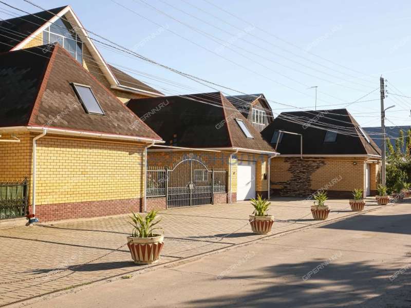 дом на улице Вали Котика