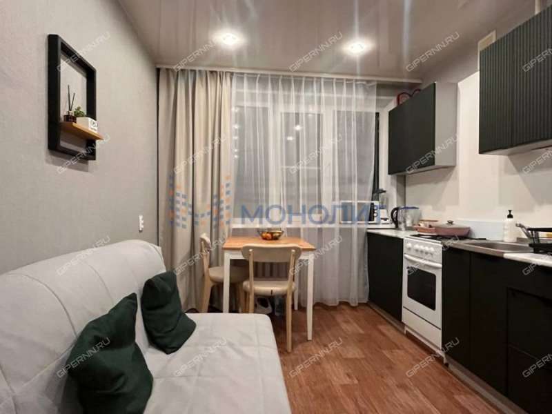 однокомнатная квартира на улице Германа Лопатина дом 3