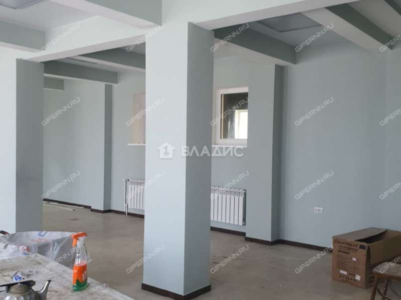 здание под офис, торговую площадь на улице Вождей Революции