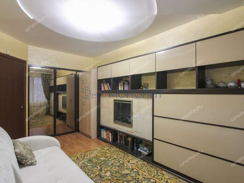 трёхкомнатная квартира на улице Невзоровых дом 85