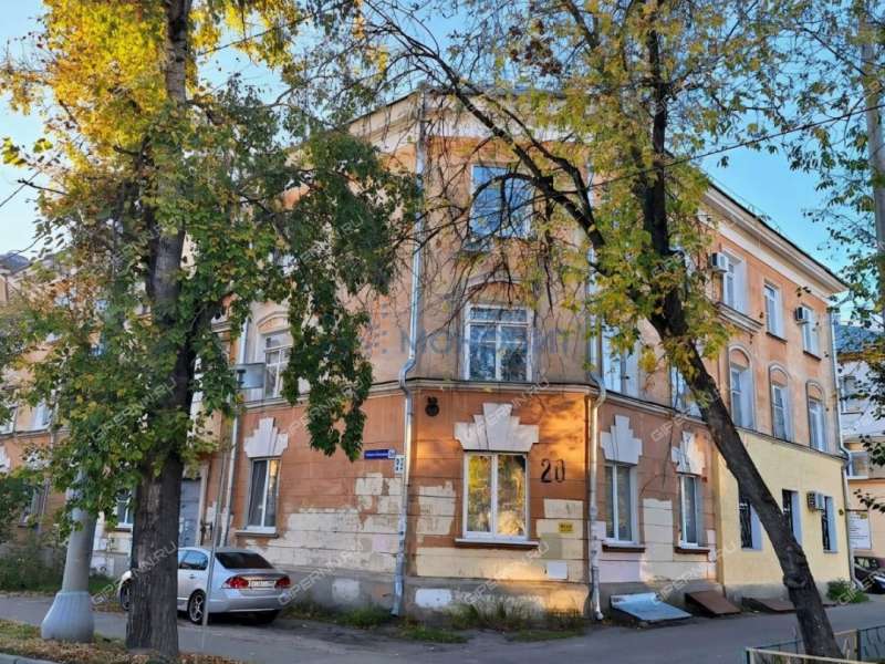 трёхкомнатная квартира на улице Вождей Революции дом 20