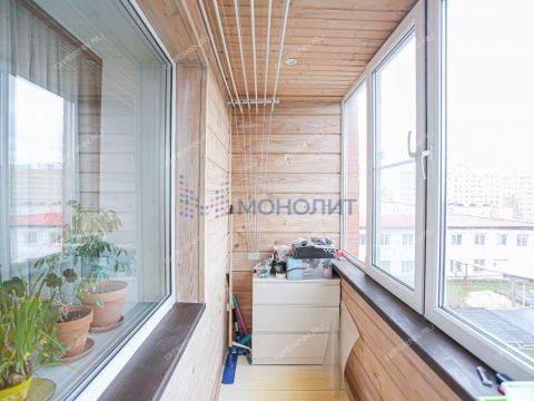 4-komnatnaya-per-svetlogorskiy-d-4 фото